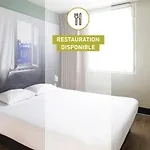 B&B Hotel Les Herbiers Hotel 2*