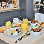 B&B Hotel Les Herbiers Les Herbiers