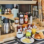 B&B Hotel Les Herbiers 2* Les Herbiers