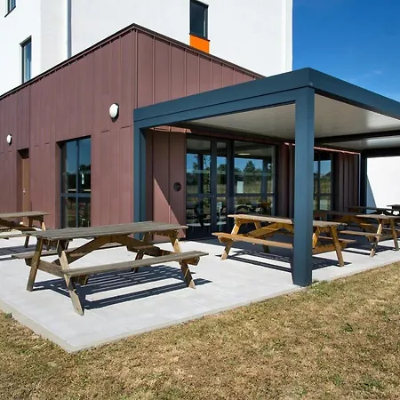 B&B Hotel Les Herbiers Hotel