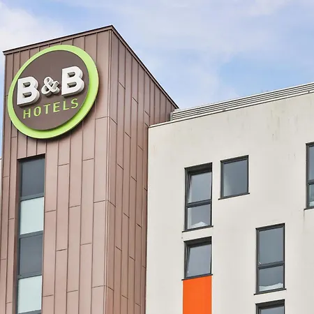 Hotel B&B Hotel Les Herbiers Les Herbiers
