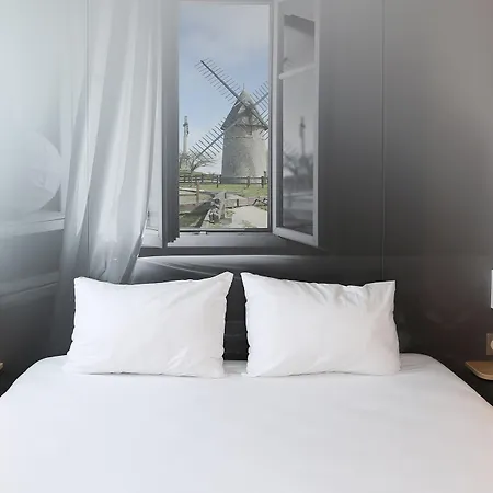 Hotel B&B Hotel Les Herbiers 2*