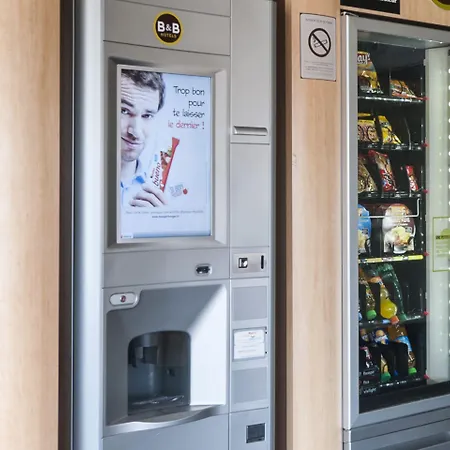 酒店 B&B Hotel Les Herbiers 2*