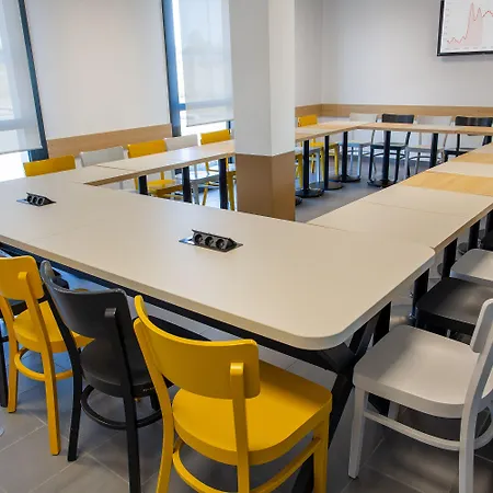 B&B Hotel Les Herbiers