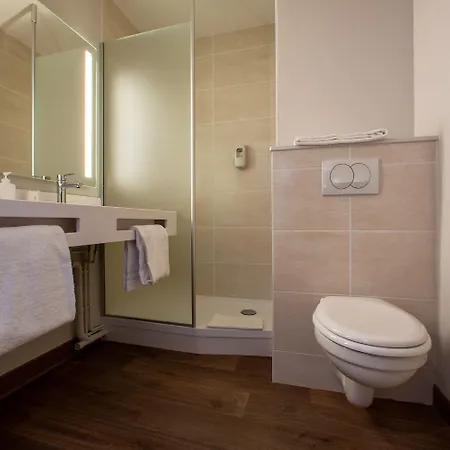 酒店 B&B Hotel Les Herbiers 莱塞比耶