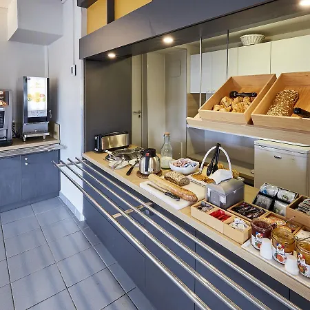 Hotel B&B Hotel Les Herbiers 2*