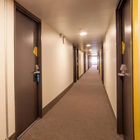 B&B Hotel Les Herbiers 2*