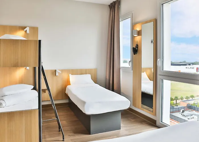 Hotel B&B Hotel Les Herbiers