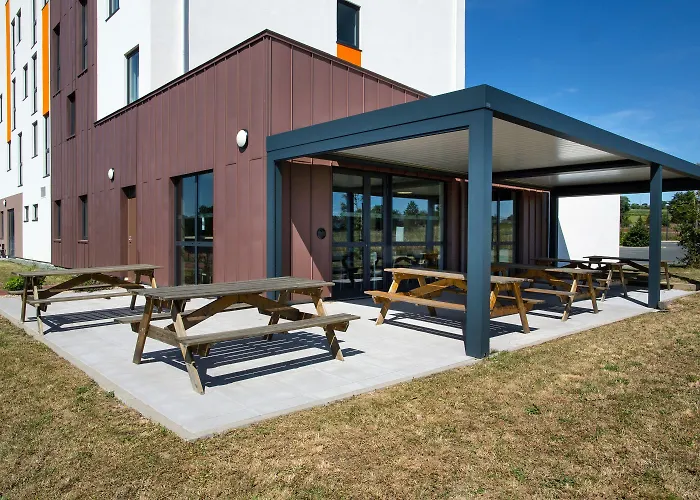 B&B Hotel Les Herbiers Les Herbiers